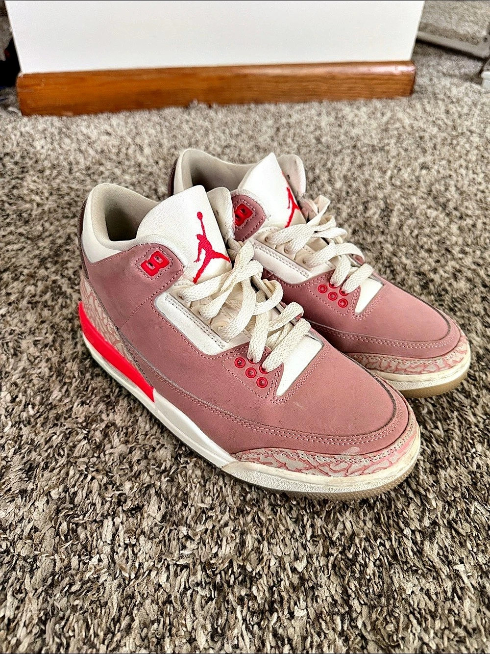 Jordan Air Jordan 3 Retro Rust Pink & White Sneakers